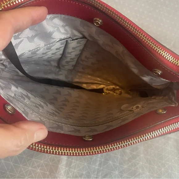 Lo & Sons The Pearl Crossbody Bag in Red Saffiano/Gold/Gray - Picture 6 of 6